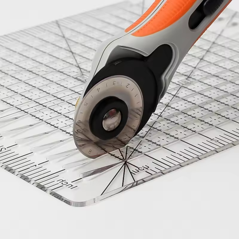 Rotary Cutter For Fabric 45Mm - الجلود الحرفية القاطع 45 مللي متر