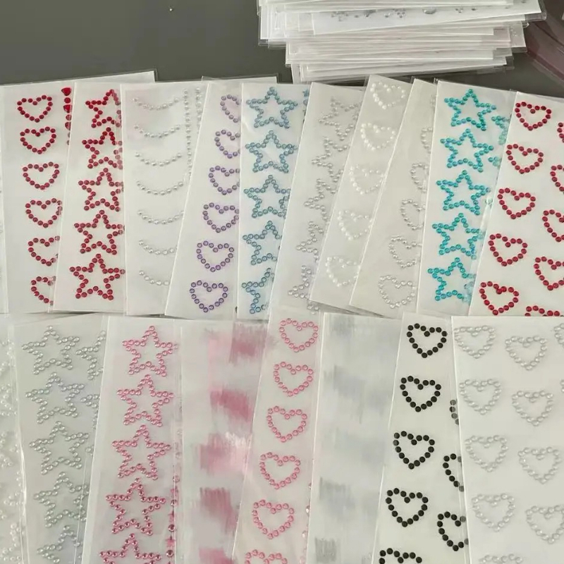 ملصقات أحجار الراين ذاتية اللص - مراجعة Scrapbooking وسعره
